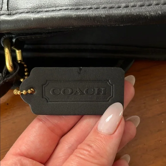 Vintage Coach City Bag 2004 - Picture 7 of 10